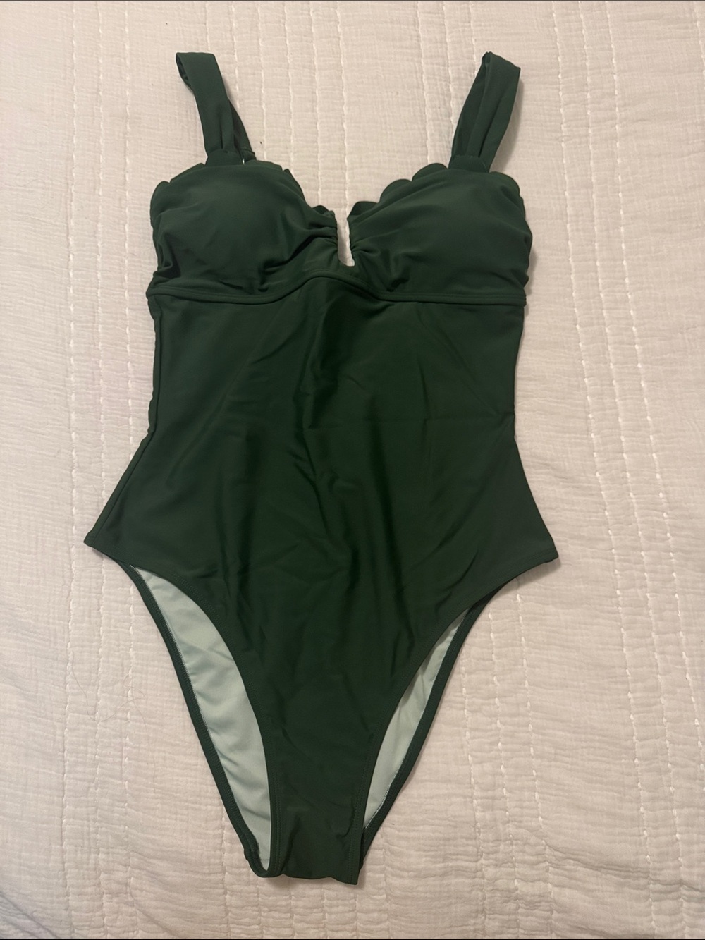 Cupshe Dark Green Scalloped One-Piece Swimsuit